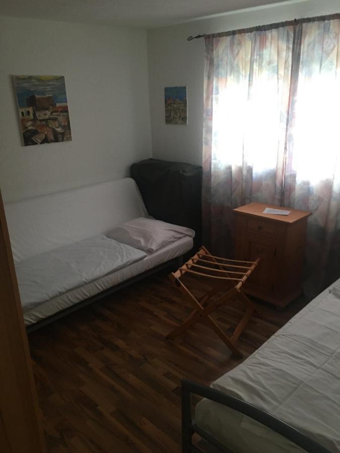 Apartment Ρόιτλινγκεν Εξωτερικό φωτογραφία
